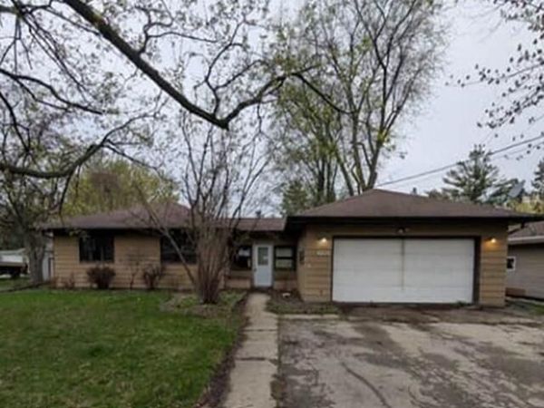 601 S Ridge Ln, Grand Chute, WI 54914