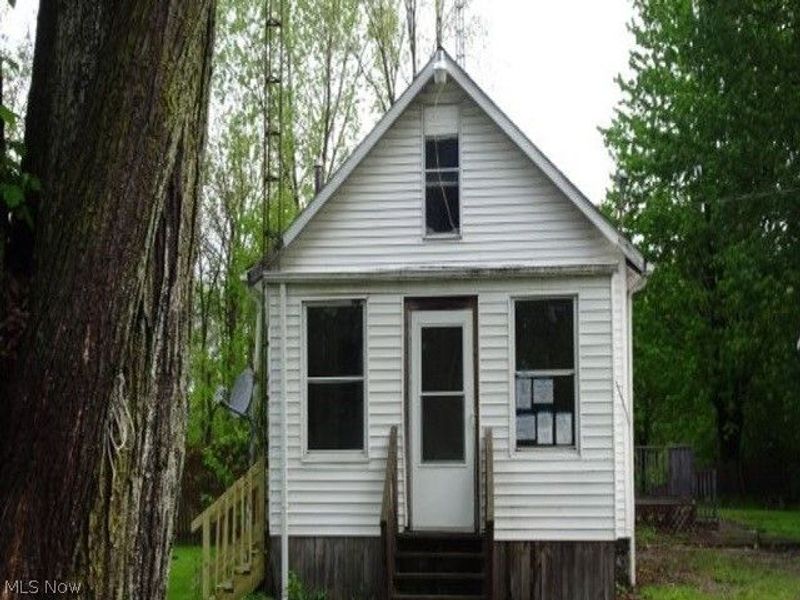 517 Dewitt Street, Lorain, OH 44055 Photo 1