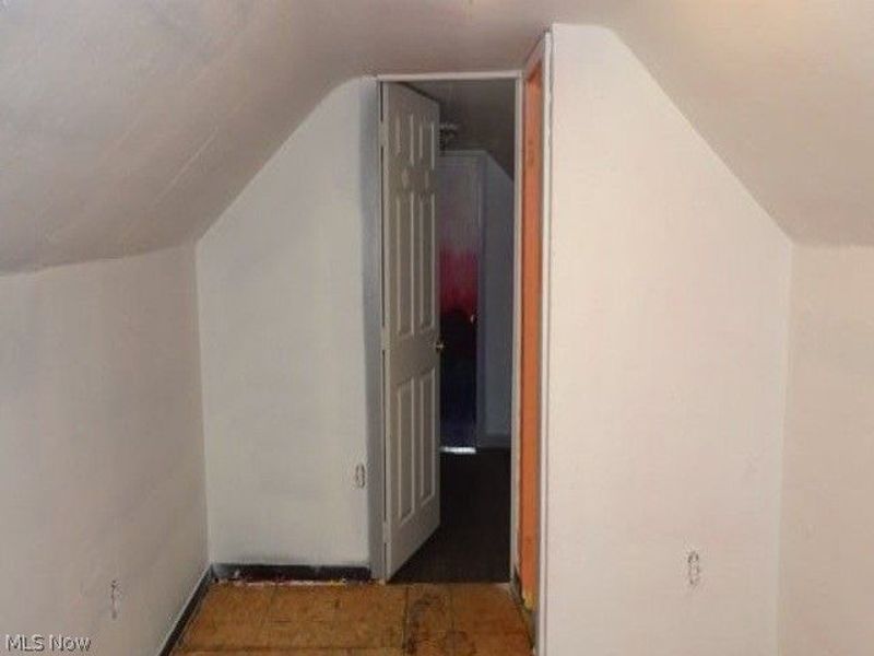 517 Dewitt Street, Lorain, OH 44055 Photo 8