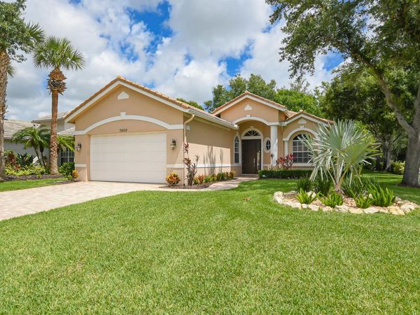 7600 Greenbrier Circle, Port St. Lucie, FL 34986