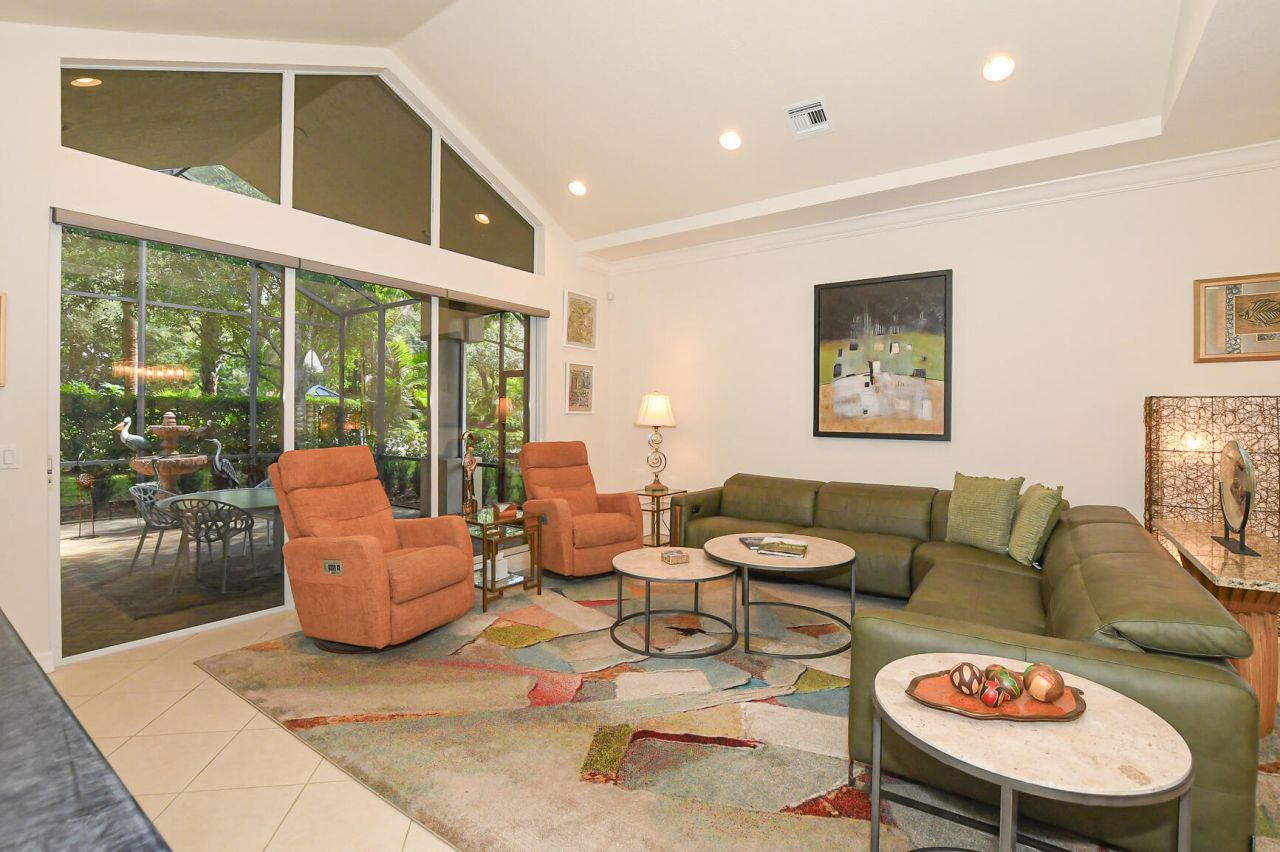 7600 Greenbrier Circle, Port Saint Lucie, FL 34986 Photo