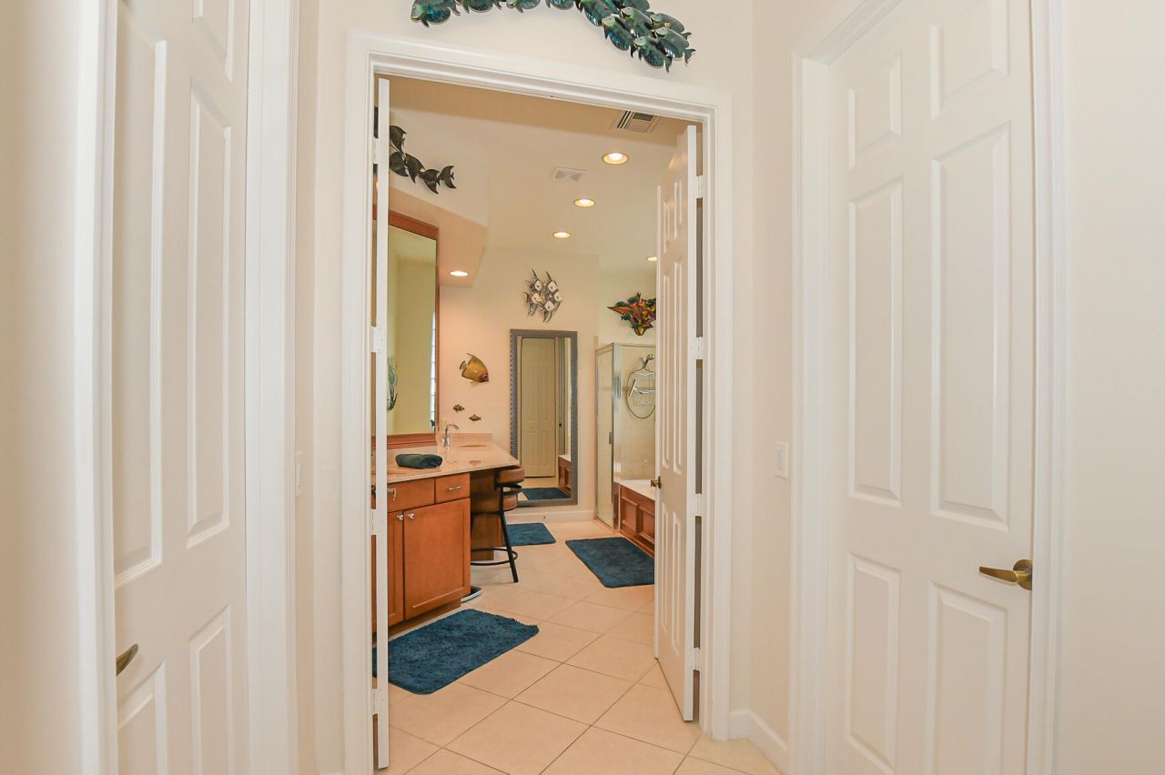 7600 Greenbrier Circle, Port Saint Lucie, FL 34986 Photo