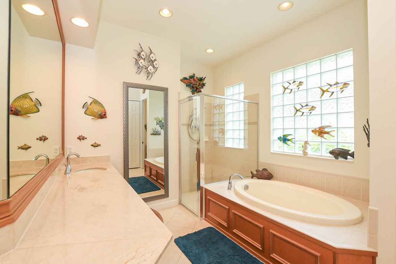 7600 Greenbrier Circle, Port Saint Lucie, FL 34986 Photo