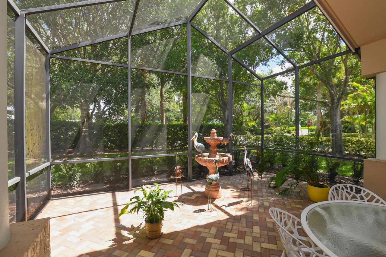 7600 Greenbrier Circle, Port Saint Lucie, FL 34986 Photo