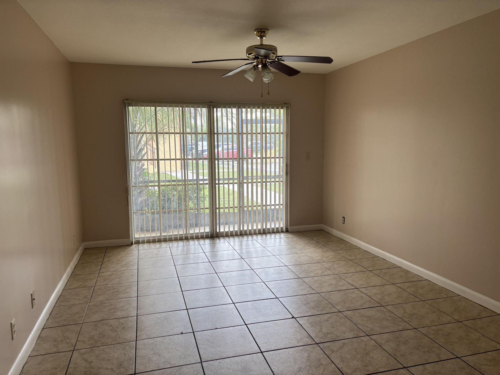 2964 NW 55th Avenue, Unit 1d, Lauderhill, FL 33313 Photo