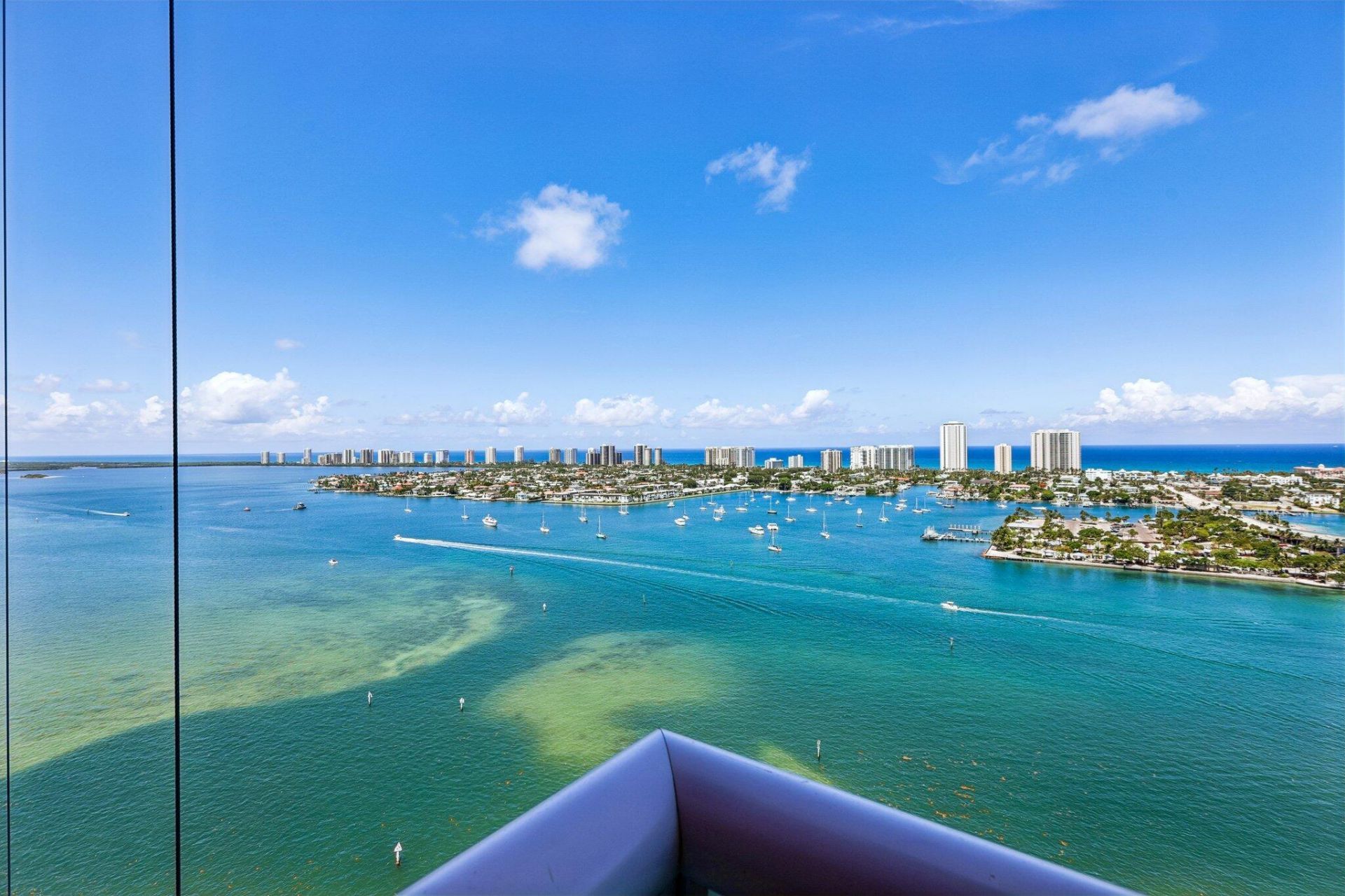 2640 Lake Shore Drive, Unit 2508, Riviera Beach, FL 33404 Photo