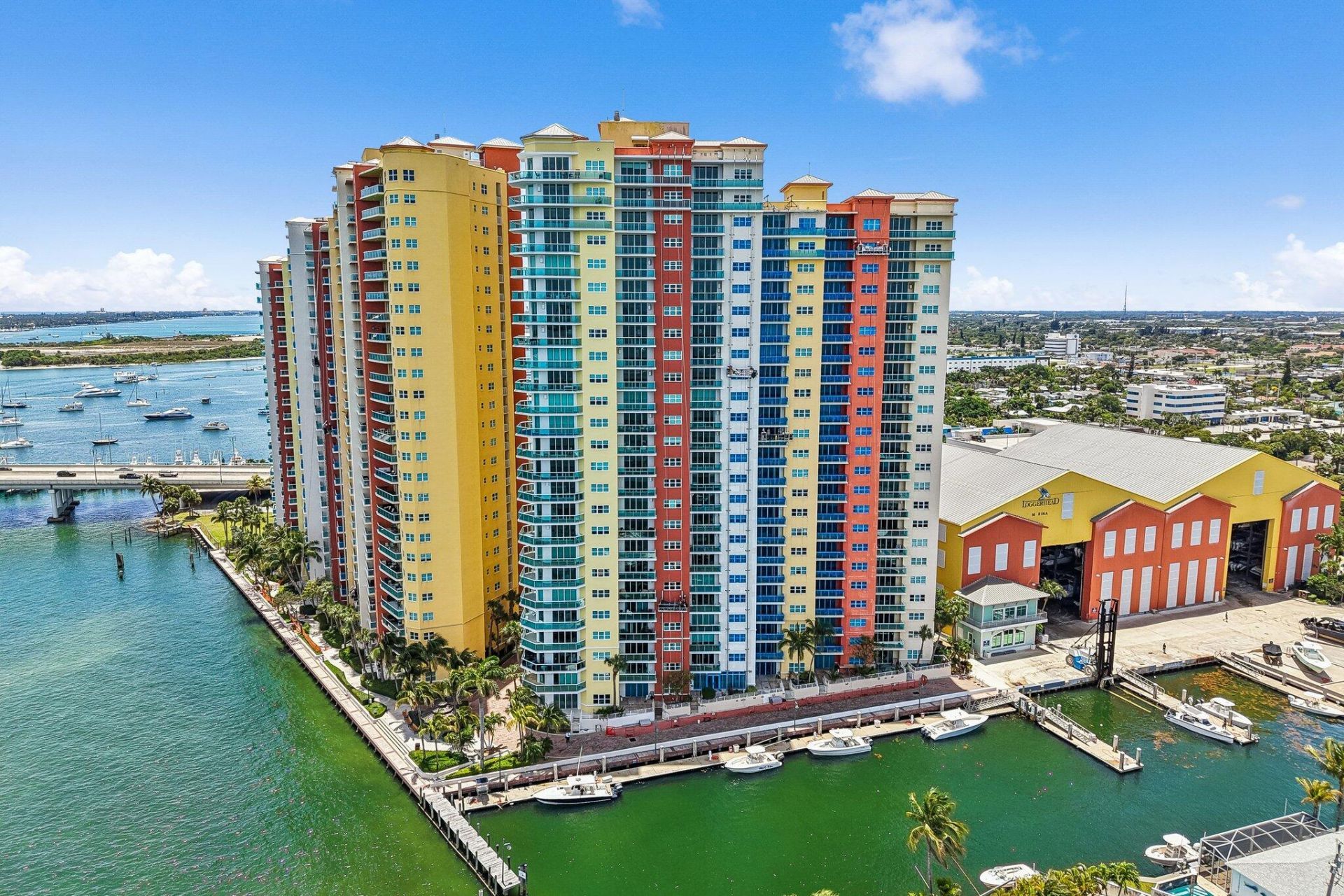 2640 Lake Shore Drive, Unit 2508, Riviera Beach, FL 33404 Photo