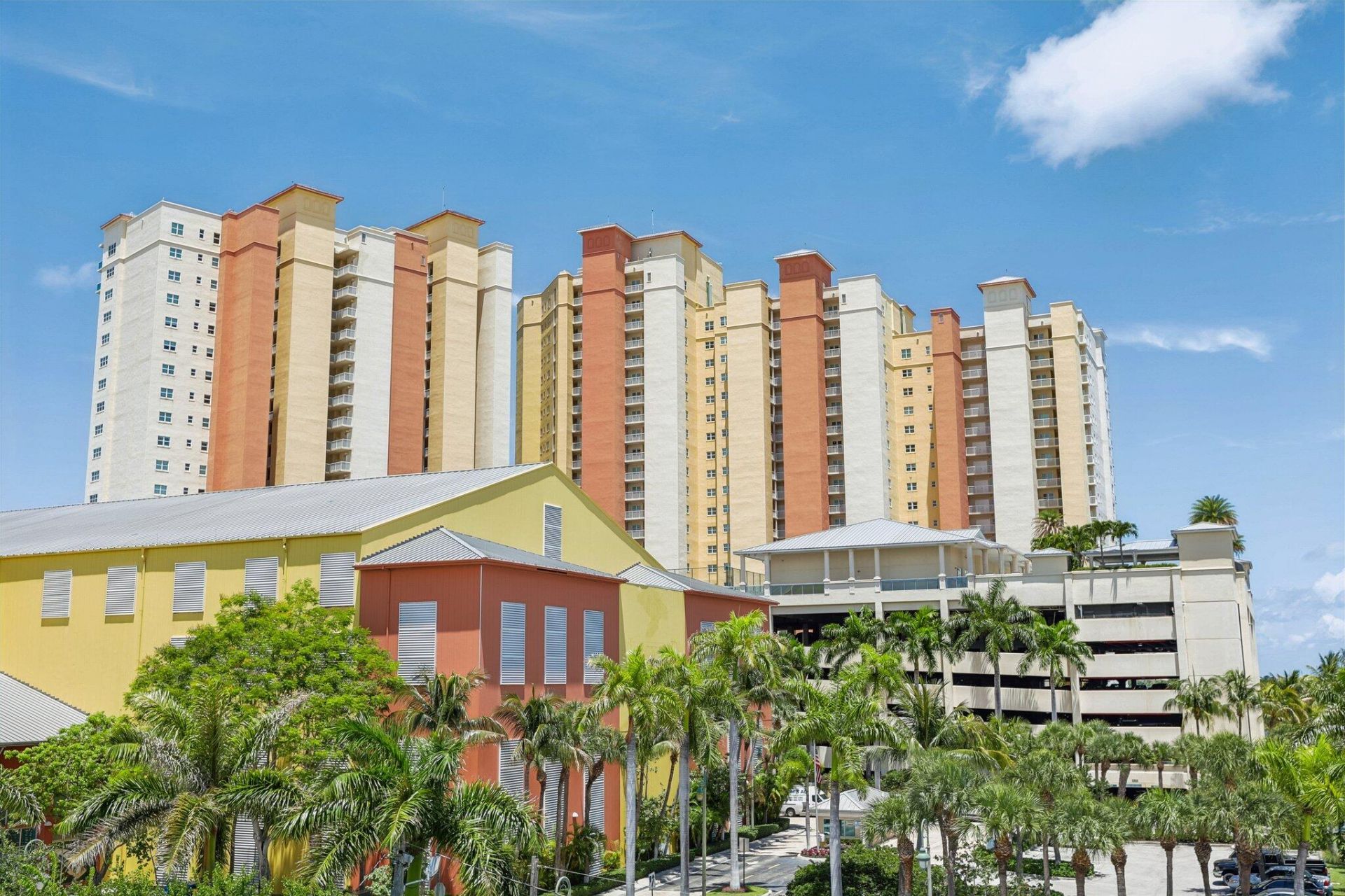 2640 Lake Shore Drive, Unit 2508, Riviera Beach, FL 33404 Photo