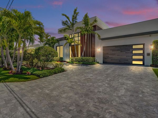 2816 NE 38th Street, Fort Lauderdale, FL 33308