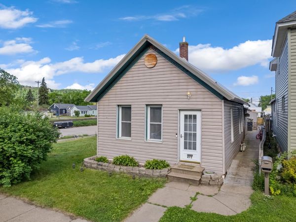 475 Chatfield Street , Winona, MN 55987