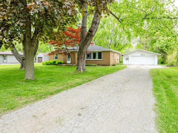 3905 Meadow Lane, St. Joseph, MI 49085