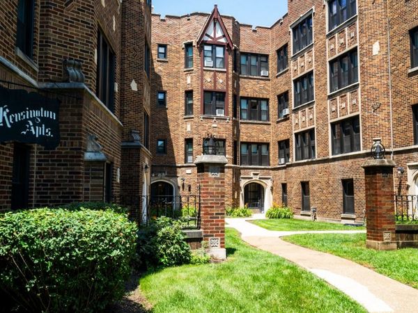 317 W Calendar Avenue , Unit 1A, La Grange, IL 60525