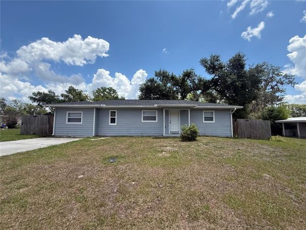 5812 17TH STREET , ZEPHYRHILLS, FL 33542
