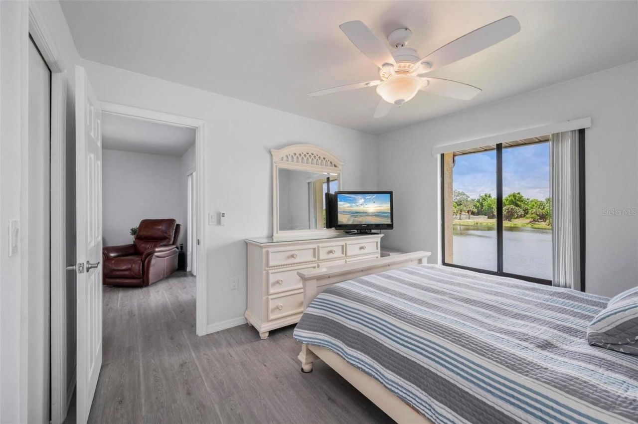 4064 Oakview Drive , Unit D9, Port Charlotte, FL 33980 Photo