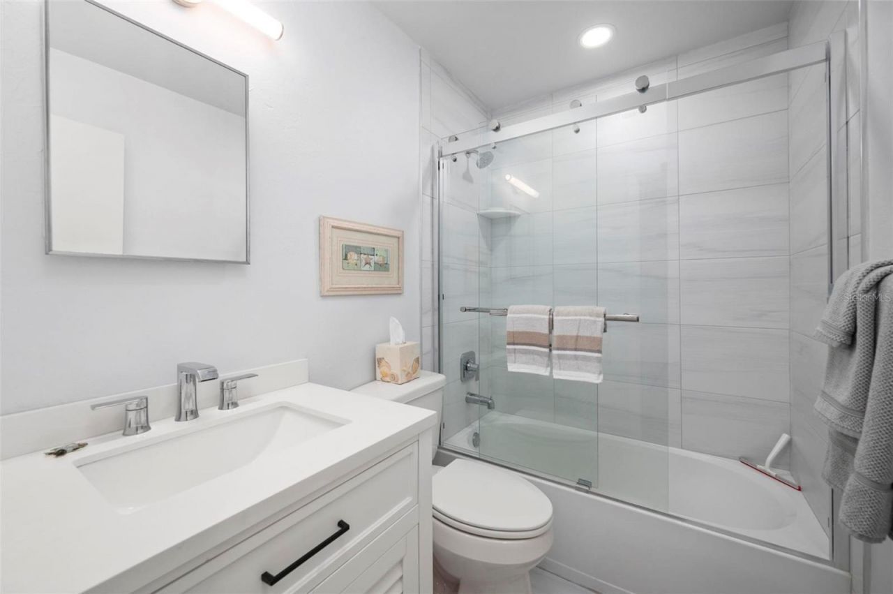 4064 Oakview Drive , Unit D9, Port Charlotte, FL 33980 Photo