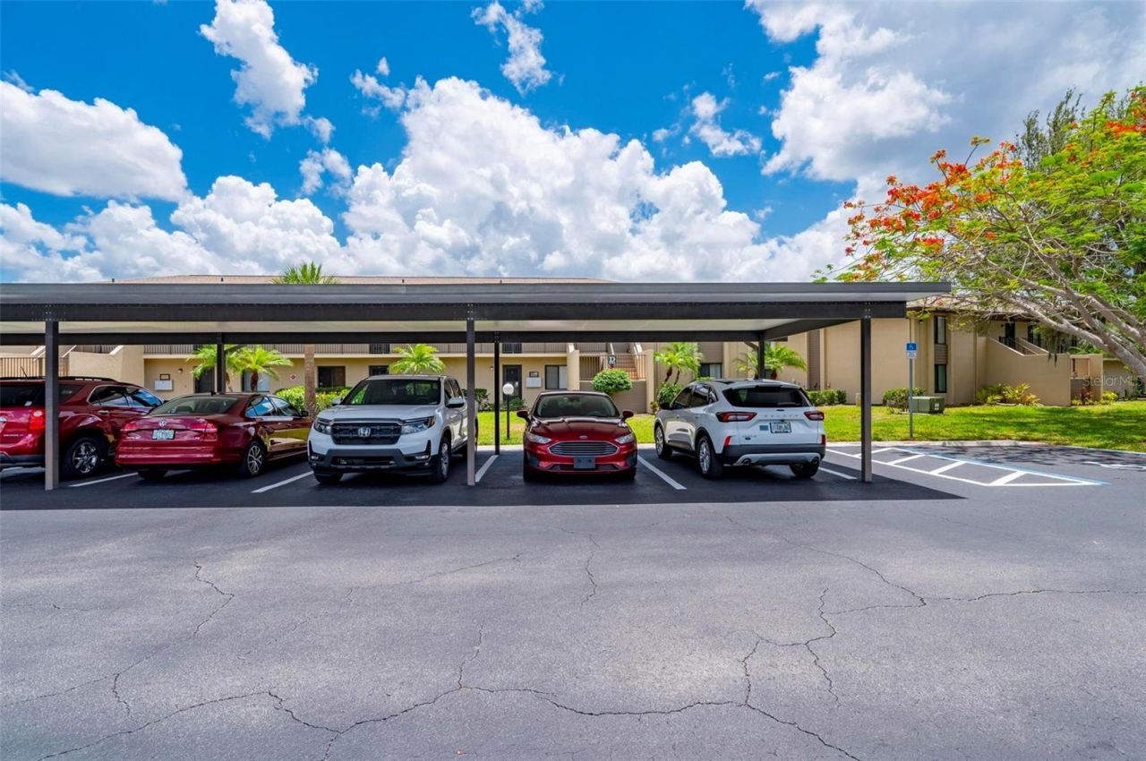 4064 Oakview Drive , Unit D9, Port Charlotte, FL 33980 Photo