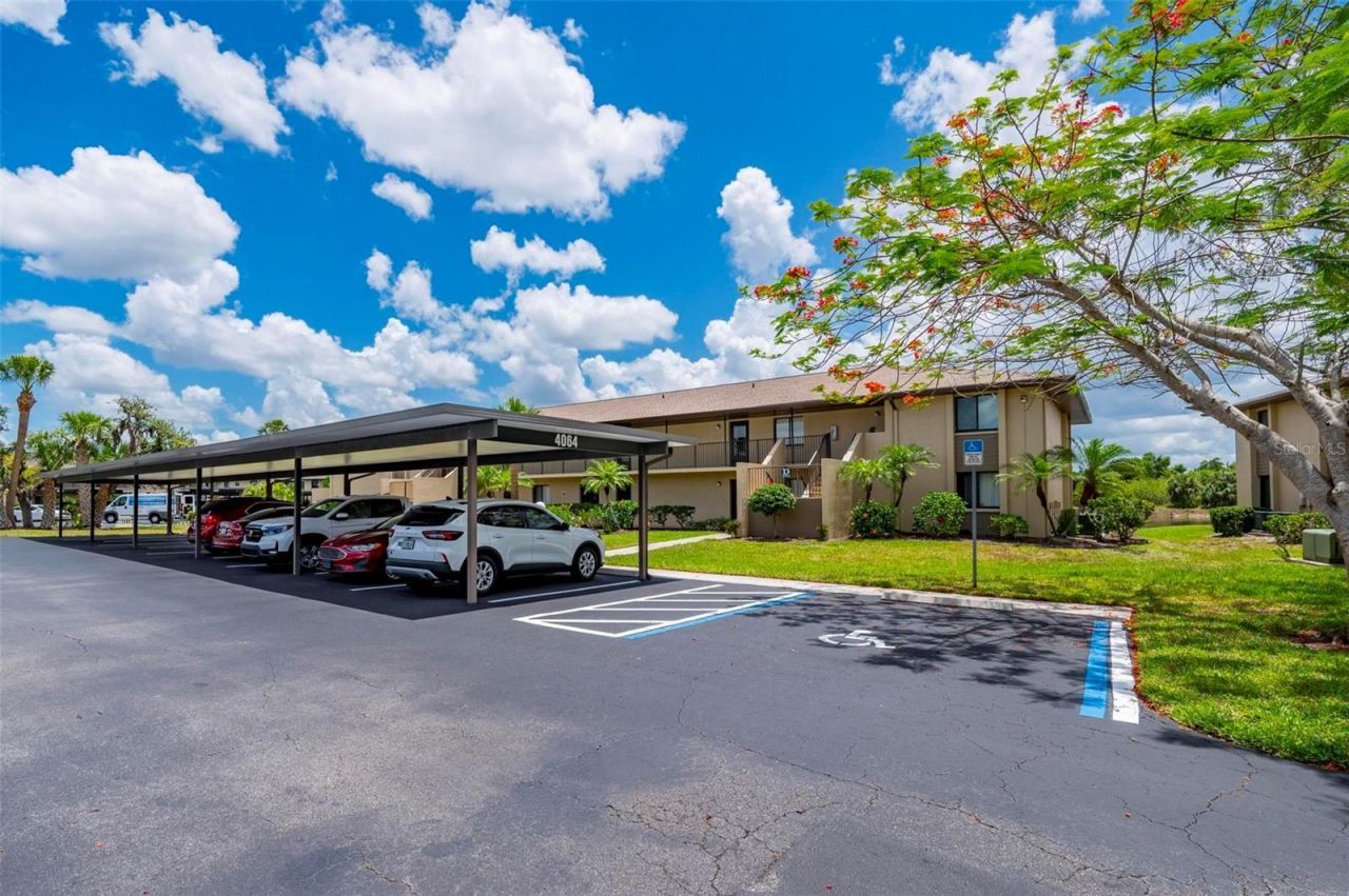 4064 Oakview Drive , Unit D9, Port Charlotte, FL 33980 Photo