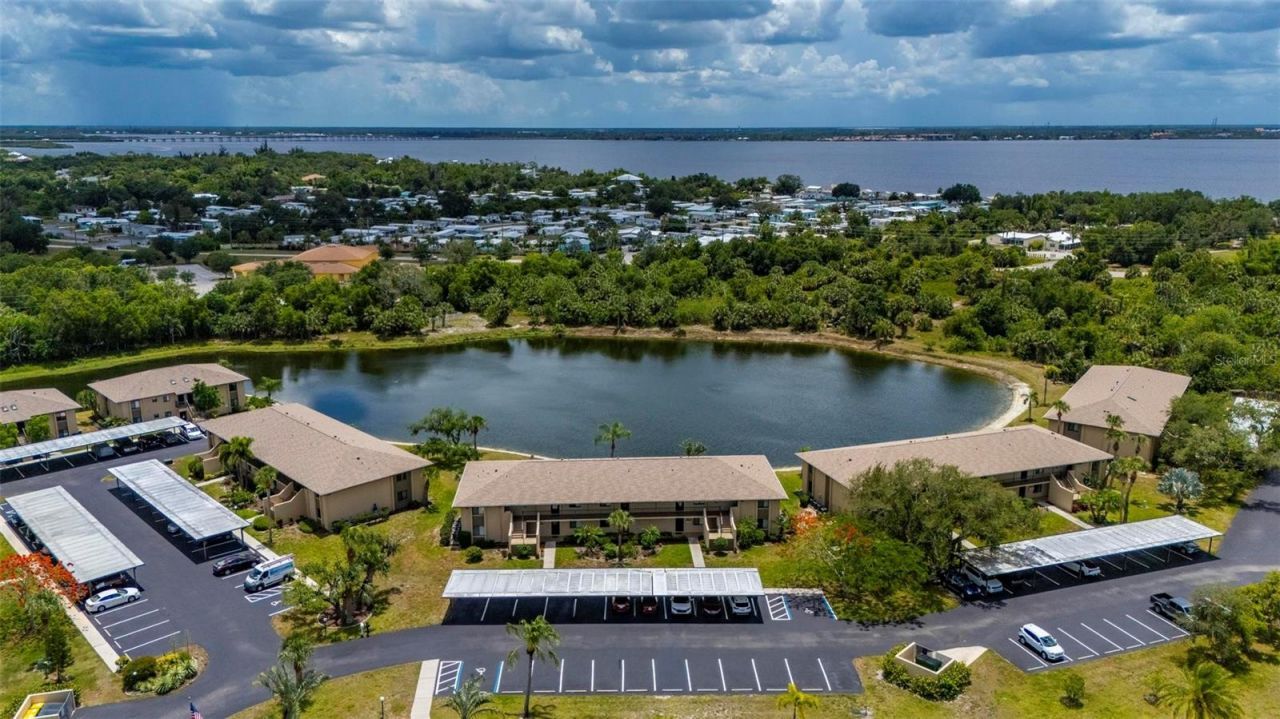 4064 Oakview Drive , Unit D9, Port Charlotte, FL 33980 Photo