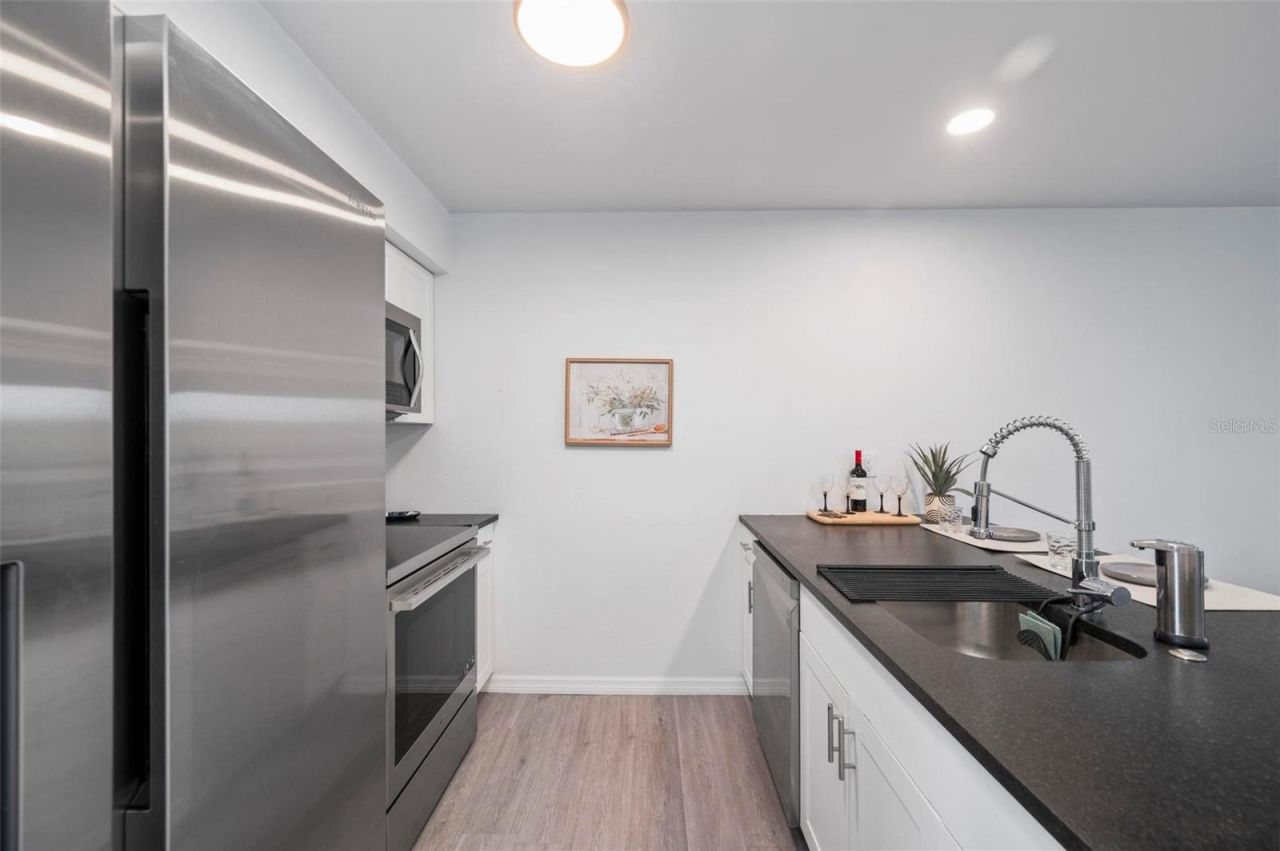 4064 Oakview Drive , Unit D9, Port Charlotte, FL 33980 Photo