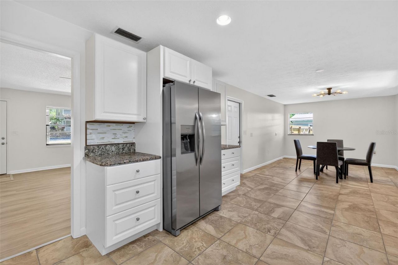 60 Outlook Street , Umatilla, FL 32784 Photo