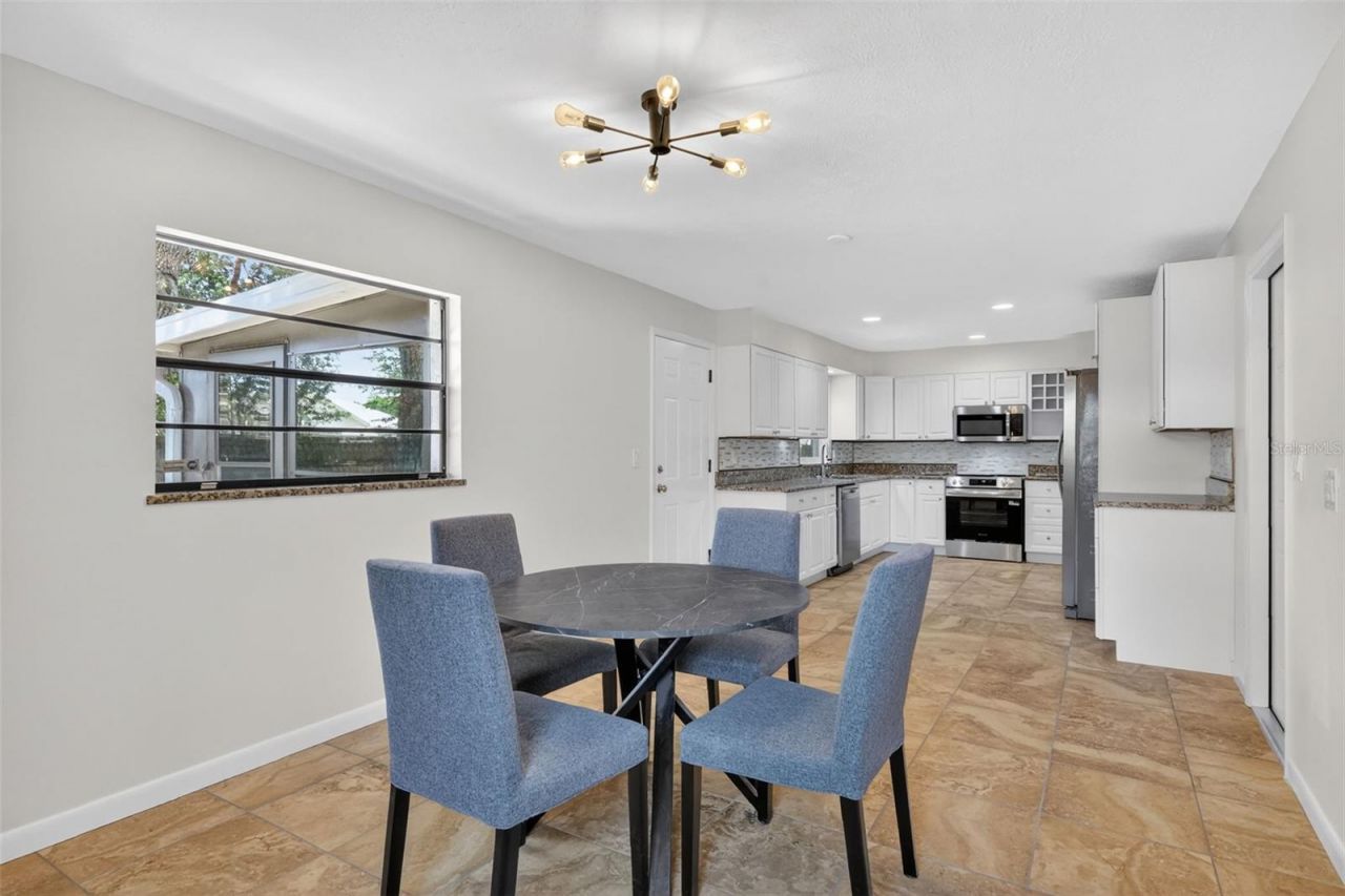 60 Outlook Street , Umatilla, FL 32784 Photo