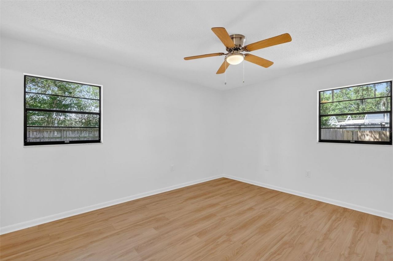 60 Outlook Street , Umatilla, FL 32784 Photo