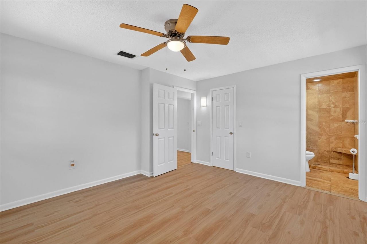 60 Outlook Street , Umatilla, FL 32784 Photo