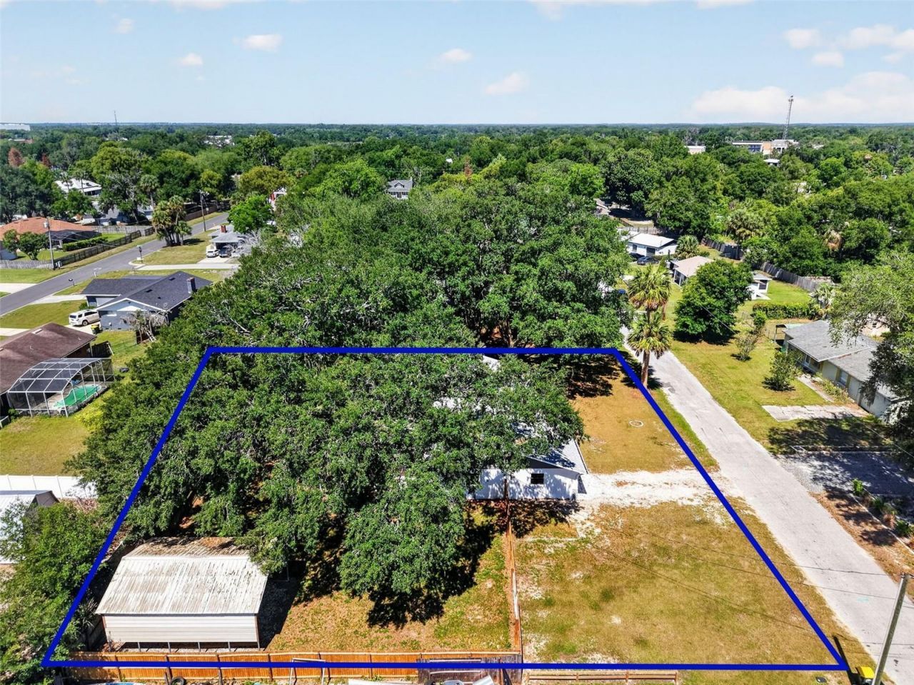 60 Outlook Street , Umatilla, FL 32784 Photo