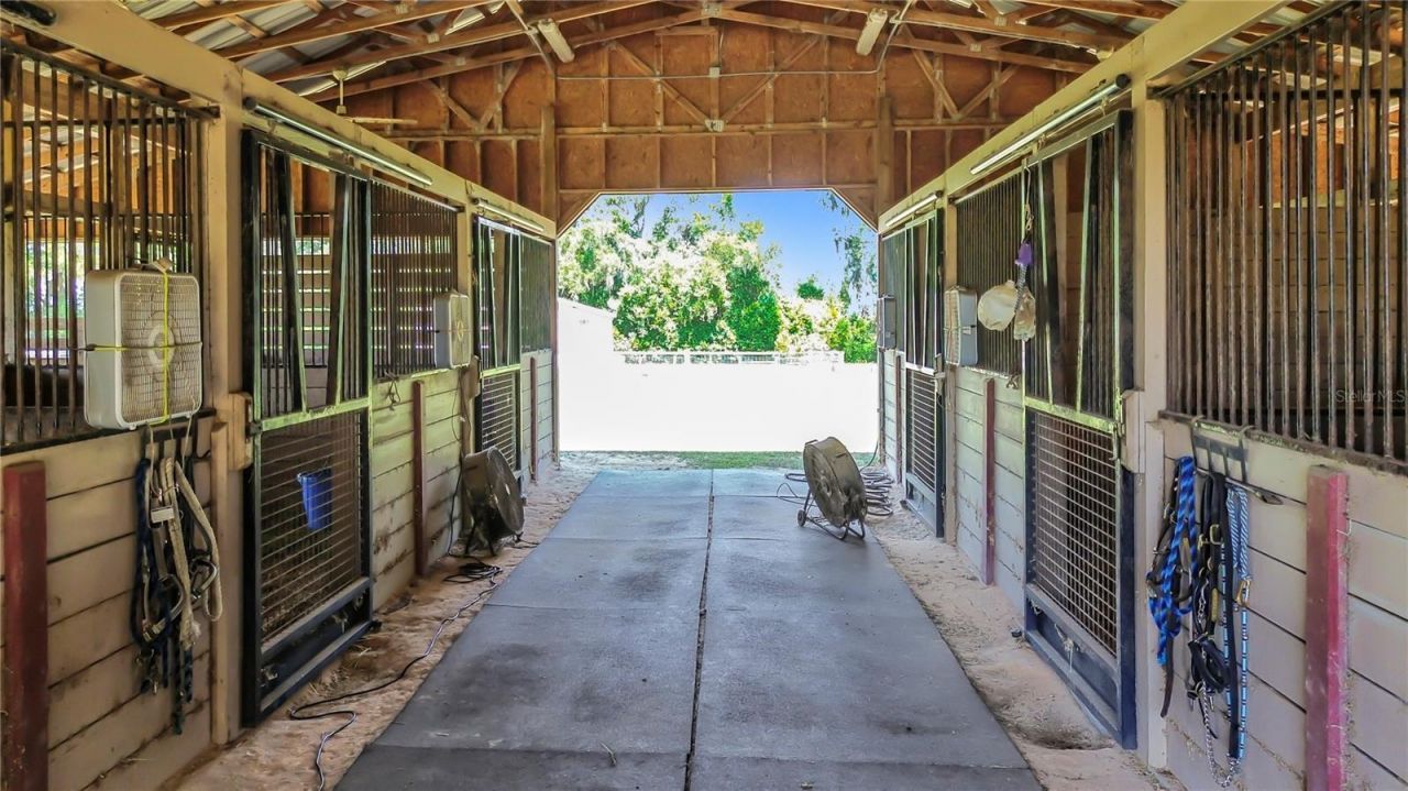 20540 SW 5th Place, Dunnellon, FL 34431 Photo