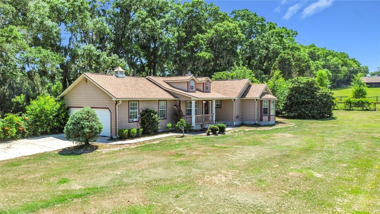 20540 SW 5th Place, Dunnellon, FL 34431 Photo