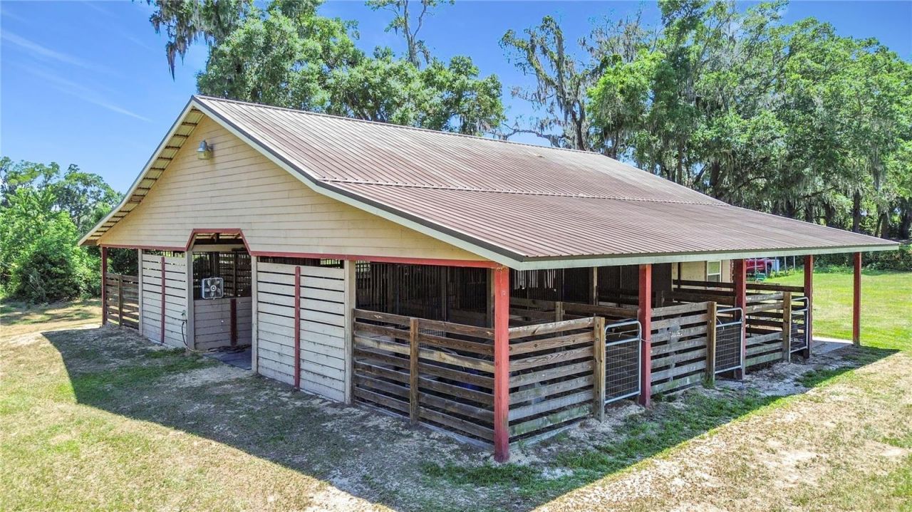 20540 SW 5th Place, Dunnellon, FL 34431 Photo