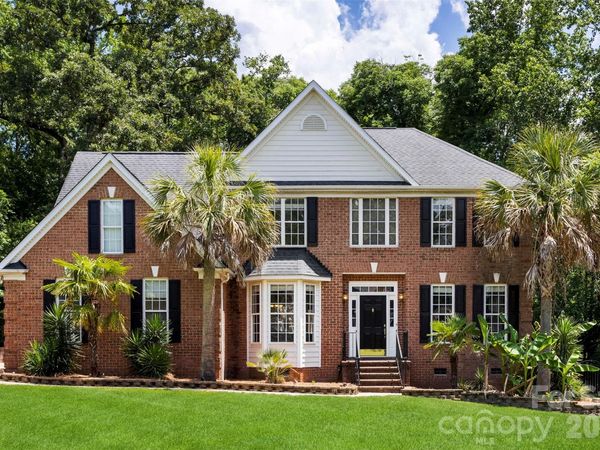 6520 Hollow Oak Drive , Mint Hill, NC 28227