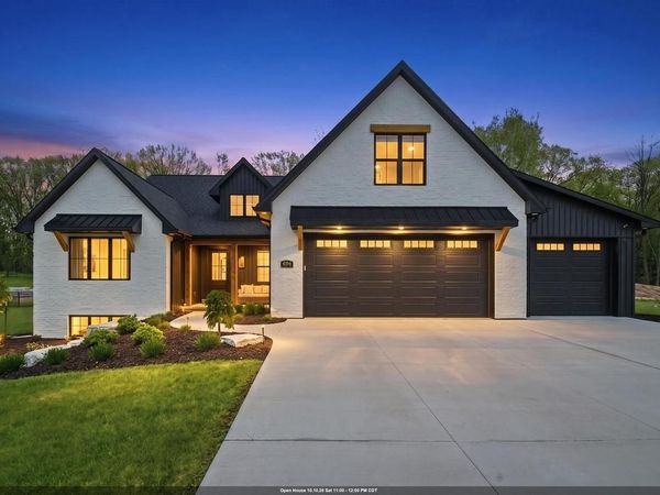 4194 BLACKBERRY RIDGE DRIVE, Hobart, WI 54155