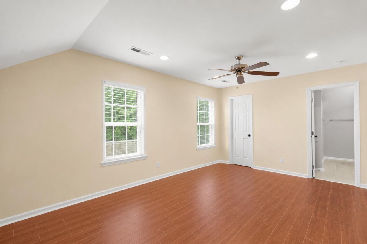 4817 Morning Dew Court Photo 11