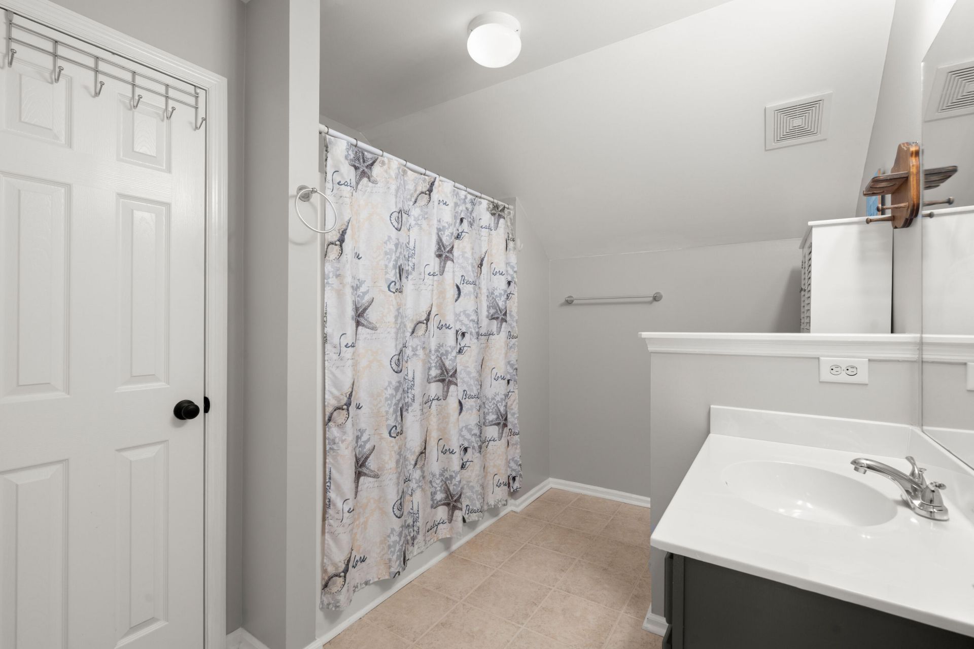 4817 Morning Dew Court Photo 12