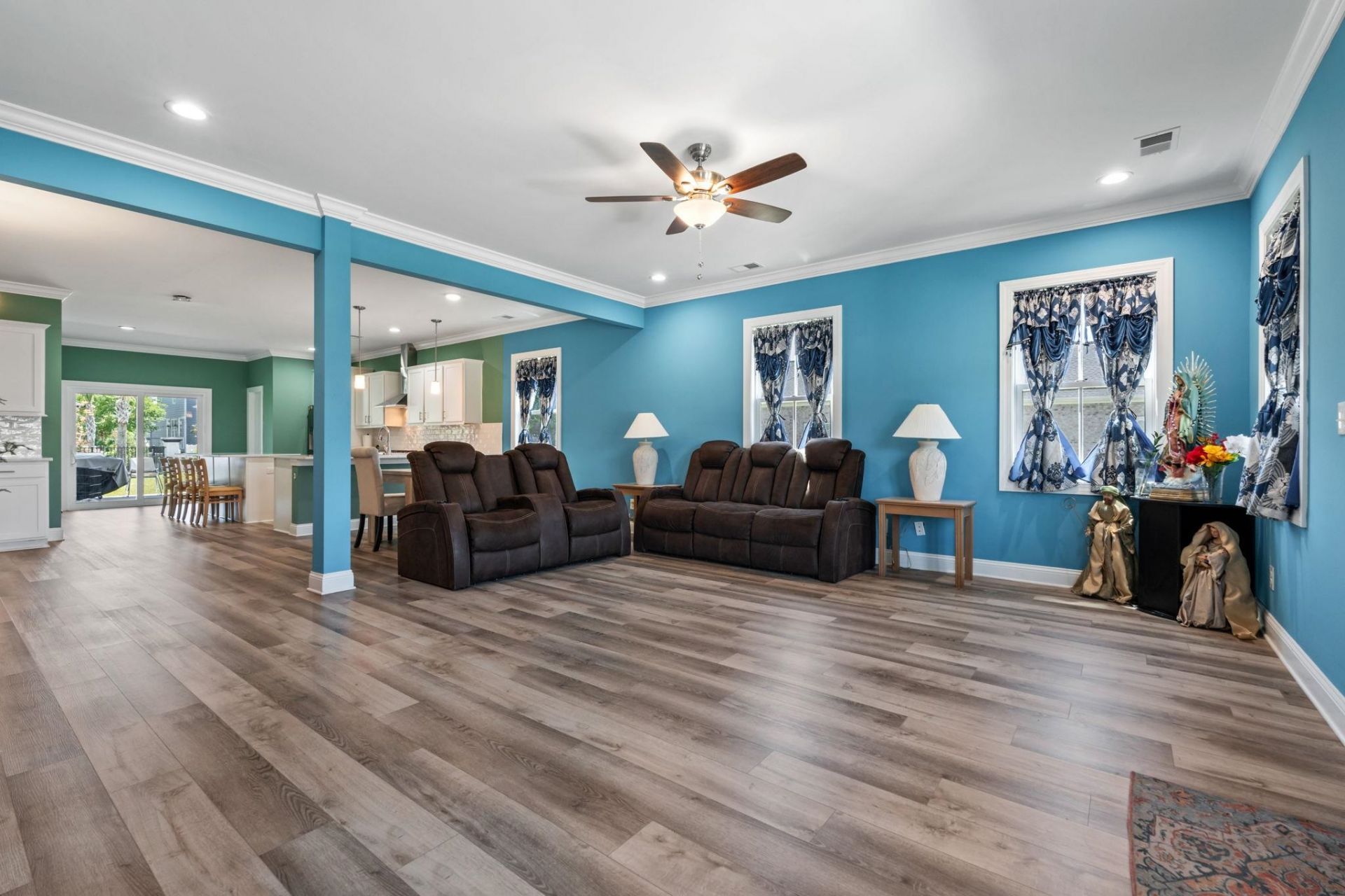 968 Shipmaster Ave. Photo 5