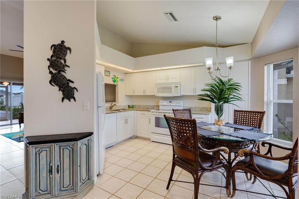 4528 SW 7th Pl , Cape Coral, FL 33914 Photo