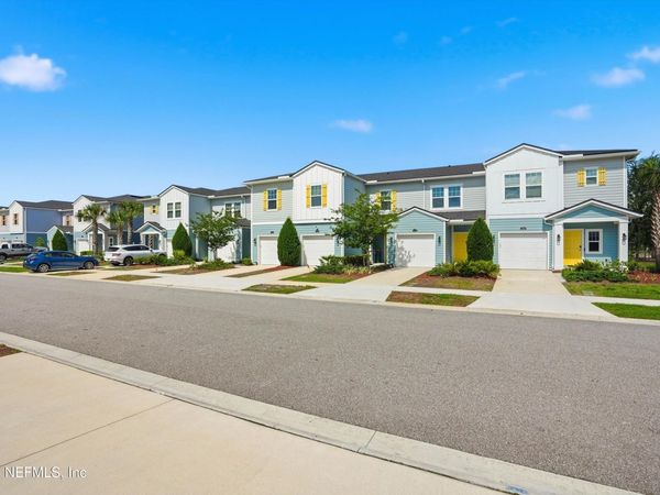 12921 LUDO Road, Jacksonville, FL 32258