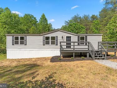 152 OAKLAND PLACE , LOUISA, VA 23093