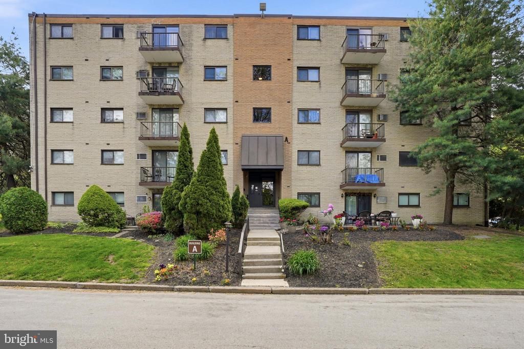 400 Glendale Road , Unit A22, Havertown, PA 19083 Main Photo