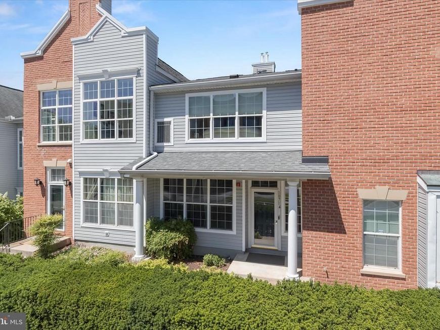 10714 Symphony Way E, Unit 206, Columbia, MD 21044 Main Photo
