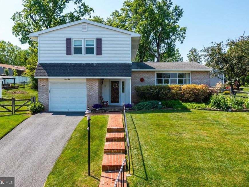 450 Silver Brook Drive, Birdsboro, PA 19508 Main Photo