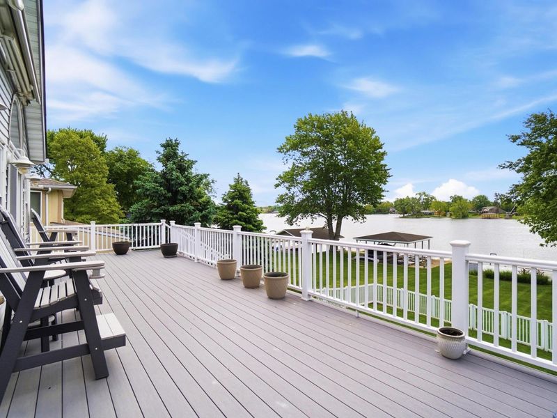 2583 W Choctaw Drive, London, OH 43140 Photo 3
