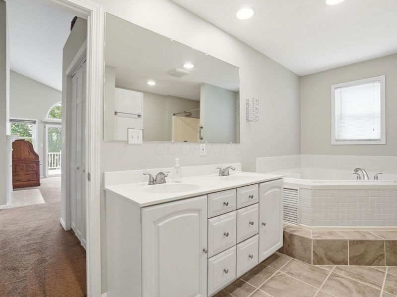2583 W Choctaw Drive, London, OH 43140 Photo 30