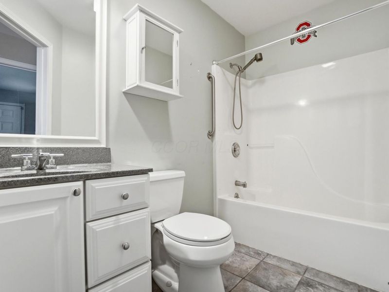 2583 W Choctaw Drive, London, OH 43140 Photo 37