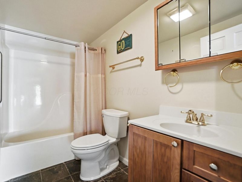 2583 W Choctaw Drive, London, OH 43140 Photo 42