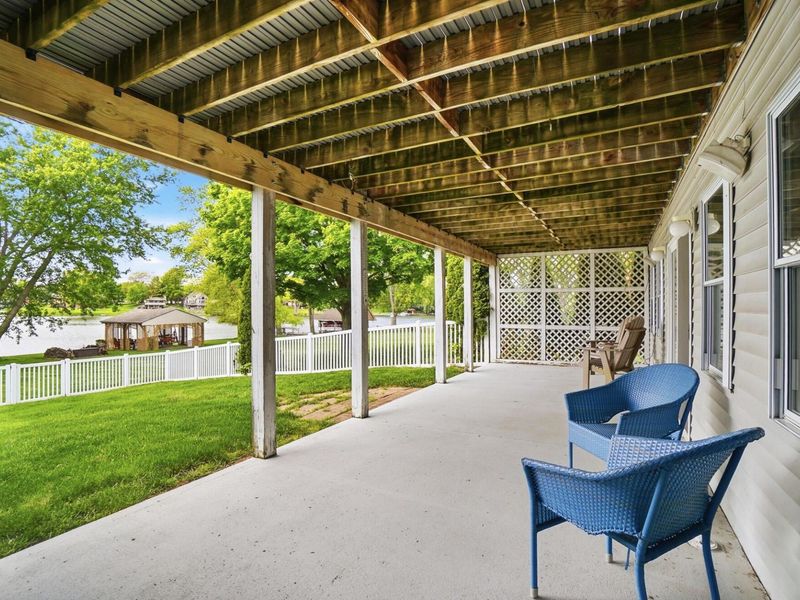 2583 W Choctaw Drive, London, OH 43140 Photo 46