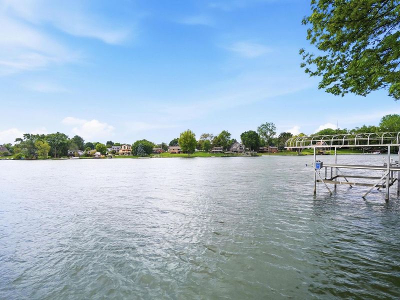 2583 W Choctaw Drive, London, OH 43140 Photo 6