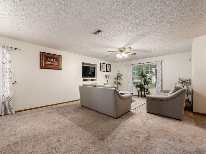 1391 Phlox Avenue , Unit 64, Blacklick, OH 43004 Photo 11
