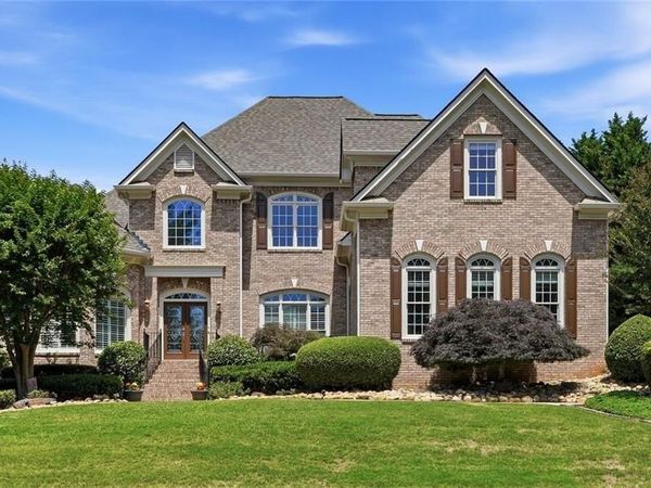 932 Grassmeade Way, Snellville, GA 30078